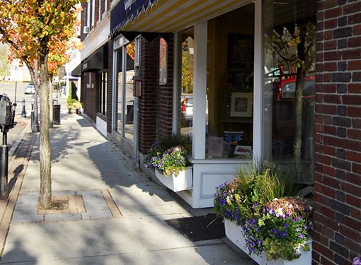 Wellesley Square outside building